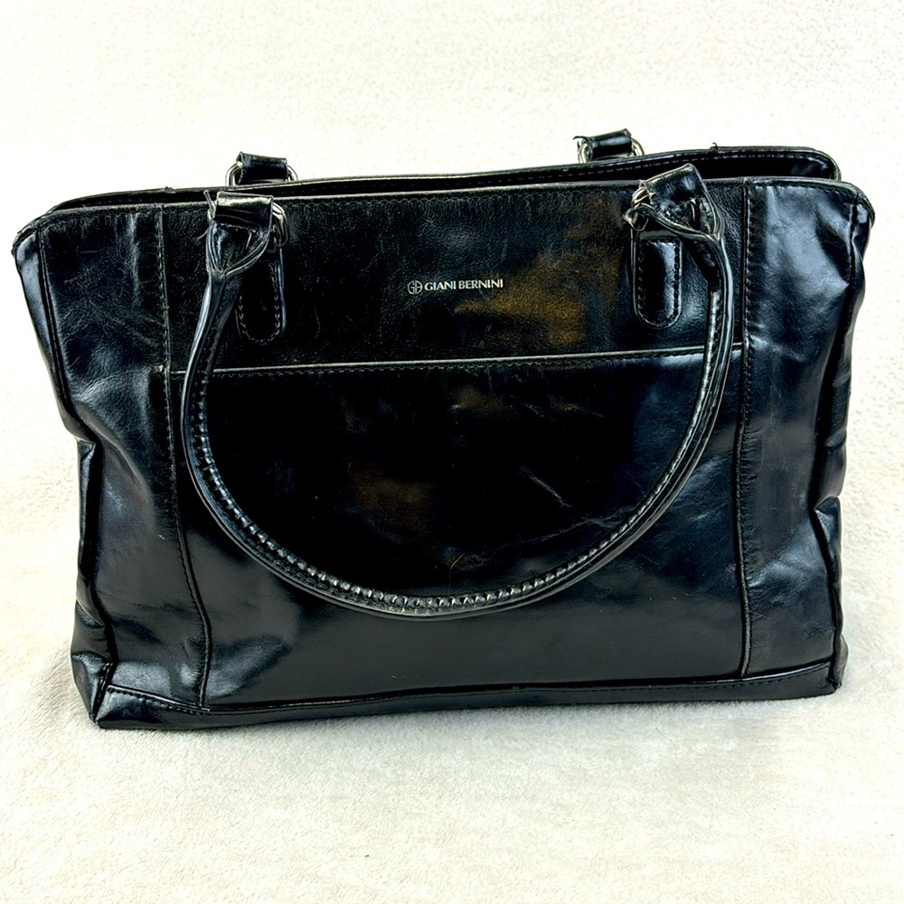 GIANI BERNINI Smooth Black Leather Shoulder Bag